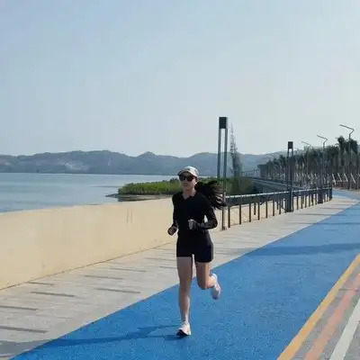 康英诚